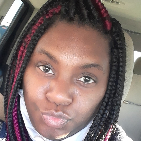 Skin Beauty products results on your Posher - Picture 3 of 3